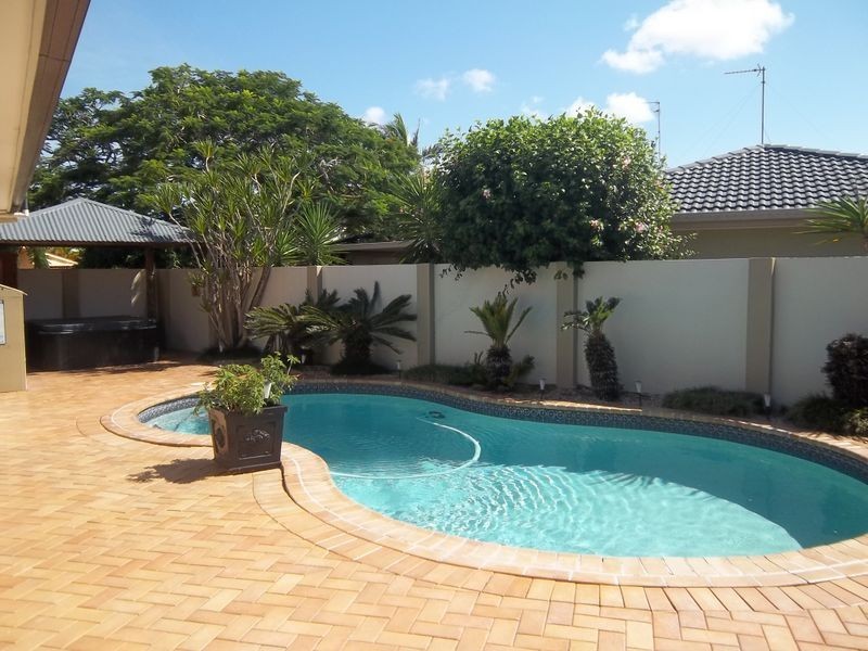 3 De Haviland Avenue, Benowa QLD 4217