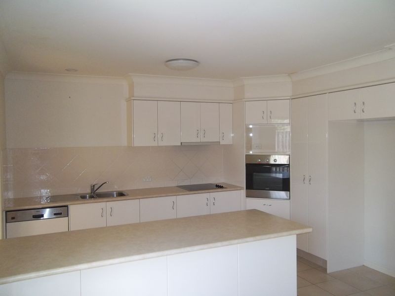 9 Jucara Avenue, Robina QLD 4226