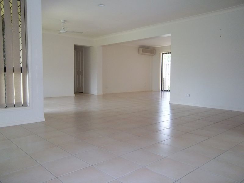 9 Jucara Avenue, Robina QLD 4226