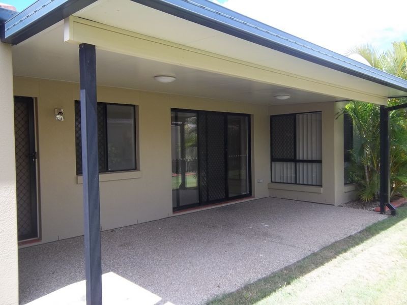 9 Jucara Avenue, Robina QLD 4226