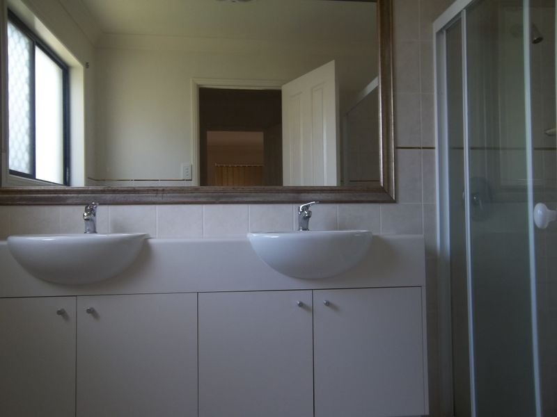 9 Jucara Avenue, Robina QLD 4226