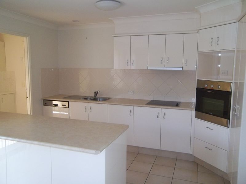 9 Jucara Avenue, Robina QLD 4226