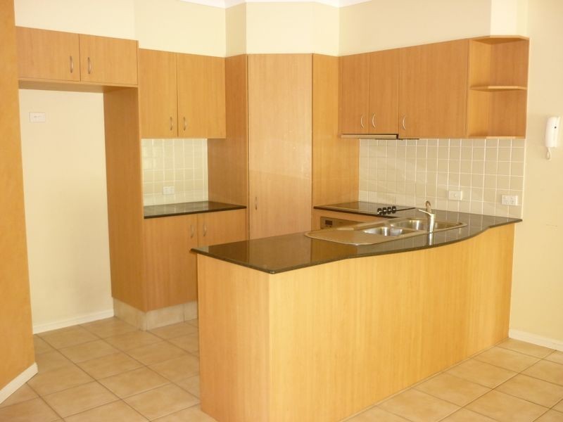 9/3-17 Camphor Wood Court, Robina QLD 4226