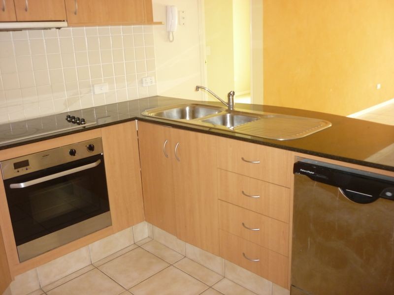 9/3-17 Camphor Wood Court, Robina QLD 4226