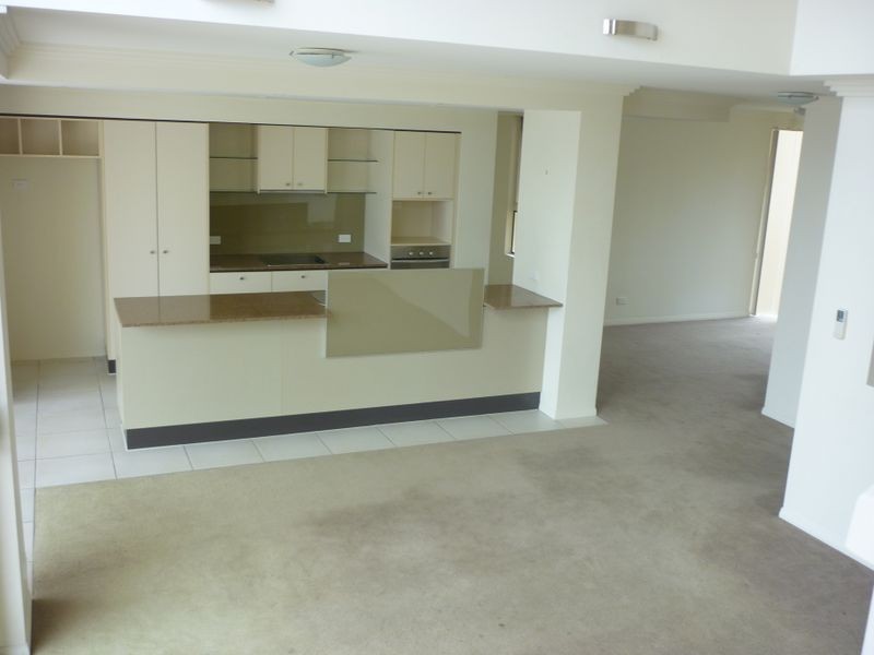 132/251 Varsity Parade, Varsity Lakes QLD 4227