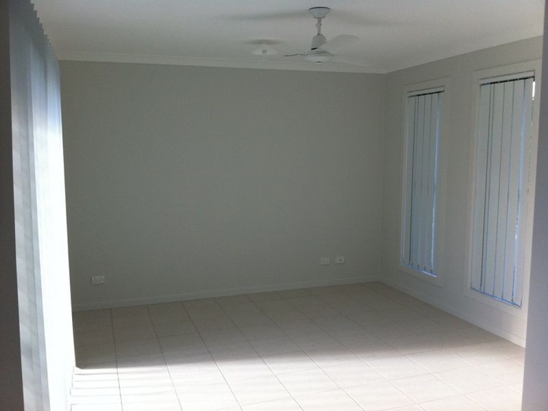 28 Seashell Avenue, Coomera QLD 4209