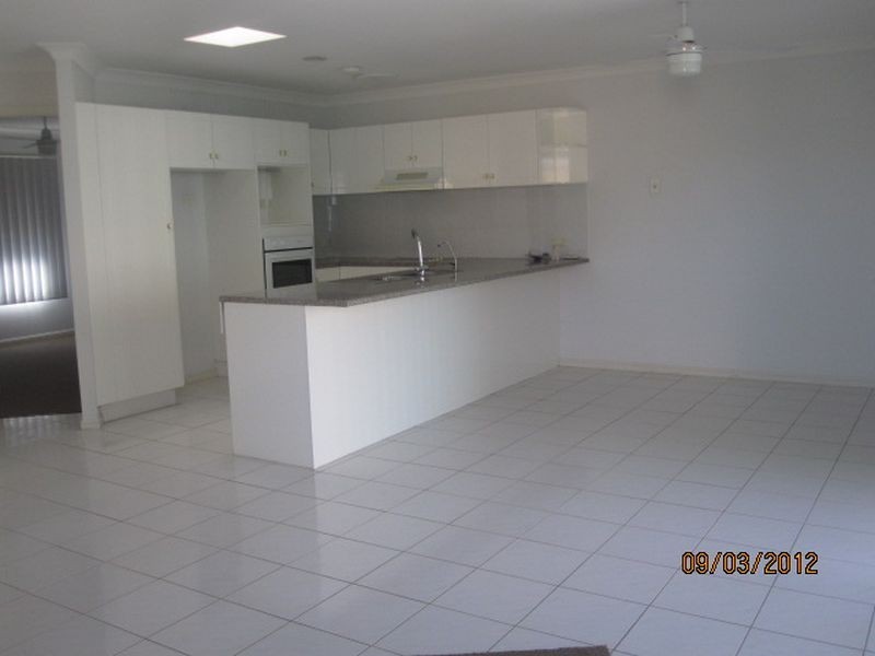 1/54 Stanford Avenue, Varsity Lakes QLD 4227