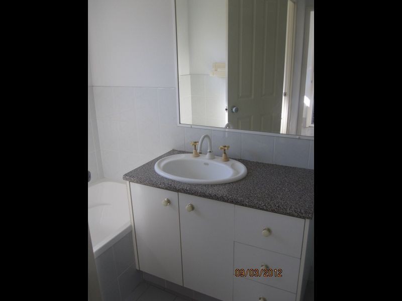 1/54 Stanford Avenue, Varsity Lakes QLD 4227