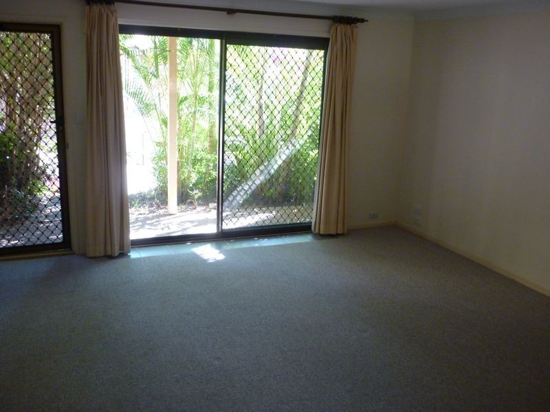 9/8-10 Sherwood Close, Mudgeeraba QLD 4213