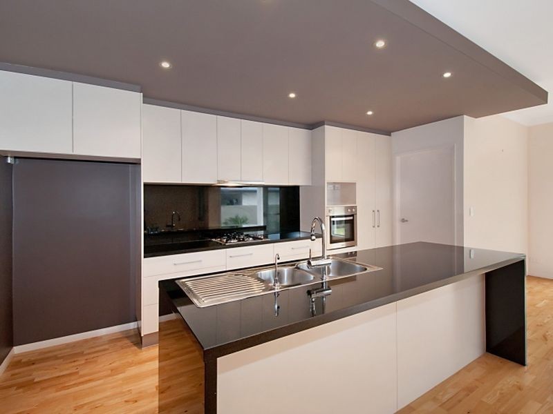 1/16 Heights Drive, Robina QLD 4226