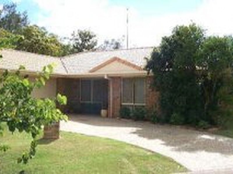2 Maidstone Place, Robina QLD 4226