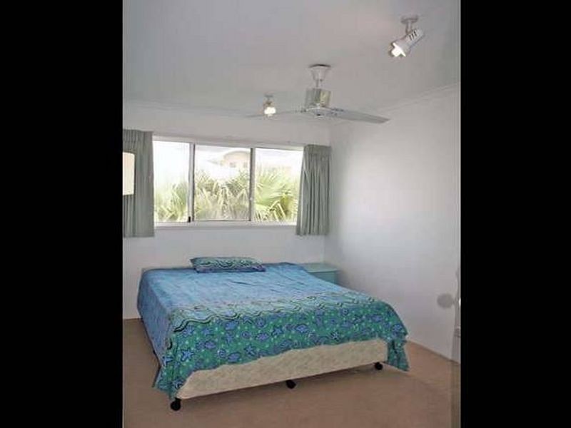 25/16 Crescent Avenue, Mermaid Beach QLD 4218