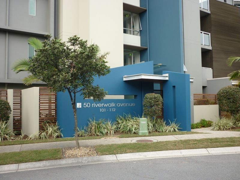 111/50 Riverwalk Avenue, Robina QLD 4226