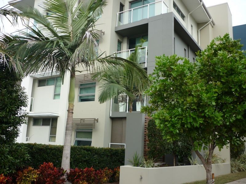 111/50 Riverwalk Avenue, Robina QLD 4226