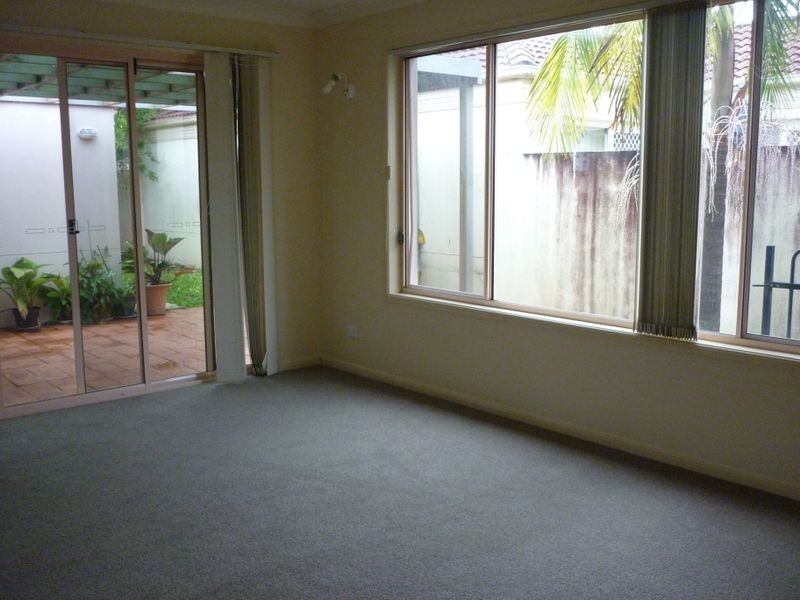 59 Cedarwood Crescent, Robina QLD 4226