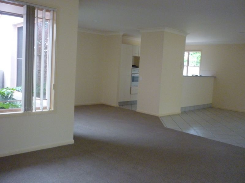 59 Cedarwood Crescent, Robina QLD 4226