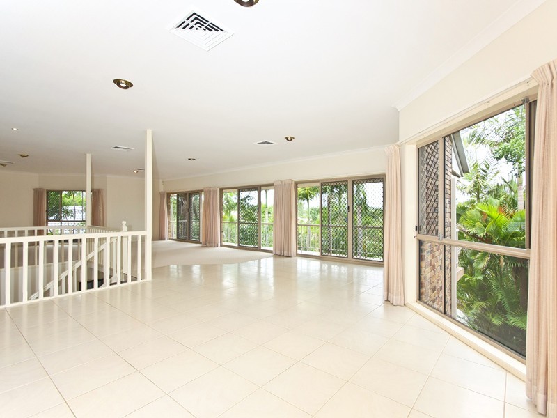 87 Glen Eagles Drive, Robina QLD 4226