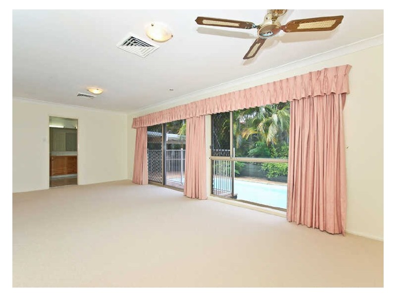 87 Glen Eagles Drive, Robina QLD 4226