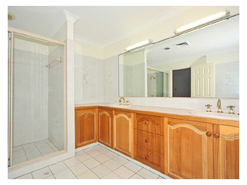 87 Glen Eagles Drive, Robina QLD 4226