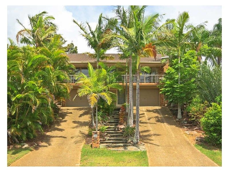 87 Glen Eagles Drive, Robina QLD 4226