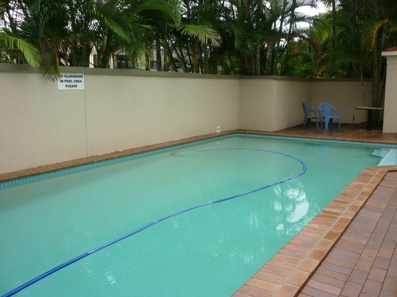 2/2489 Gold Coast Highway, Mermaid Beach QLD 4218