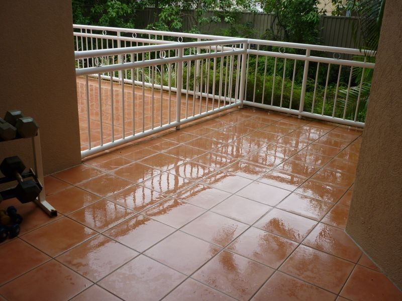 2/2489 Gold Coast Highway, Mermaid Beach QLD 4218