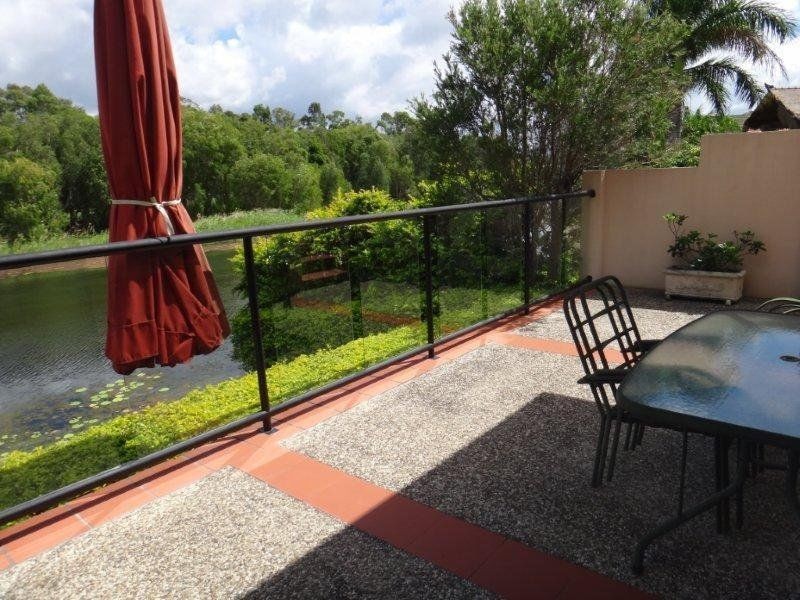 34 Martingale Circuit, Clear Island Waters QLD 4226