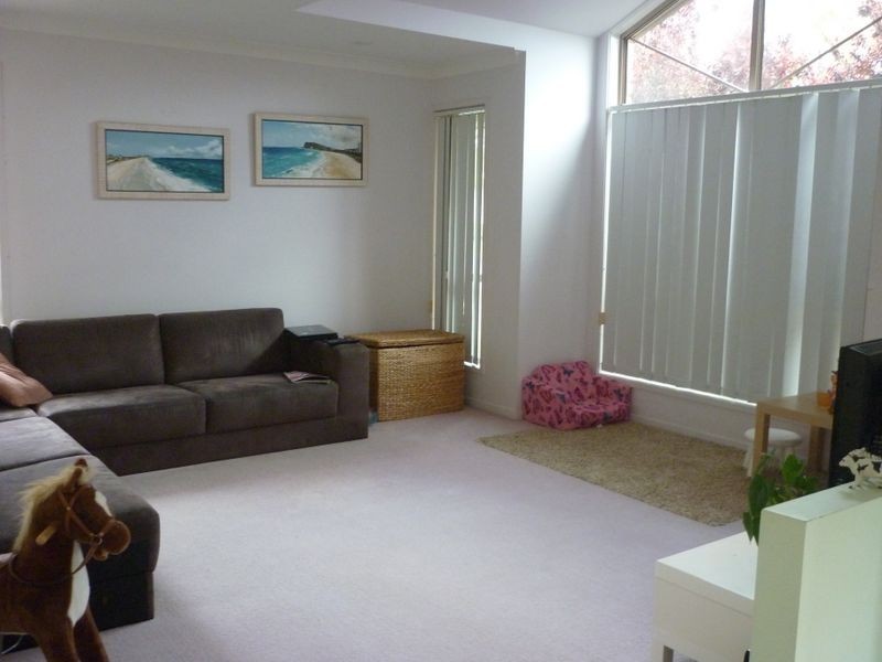 10 Vancouver Street, Robina QLD 4226