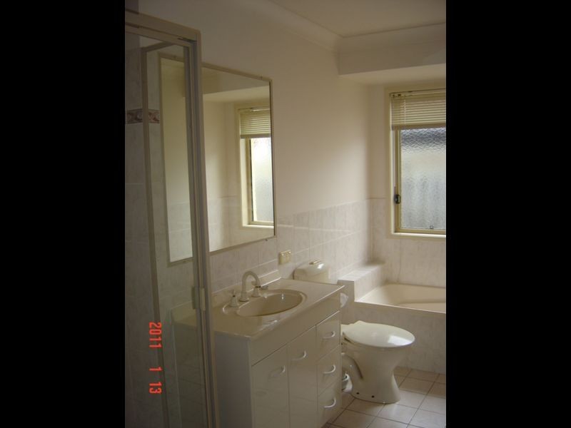 20 Swanton Drive, Mudgeeraba QLD 4213