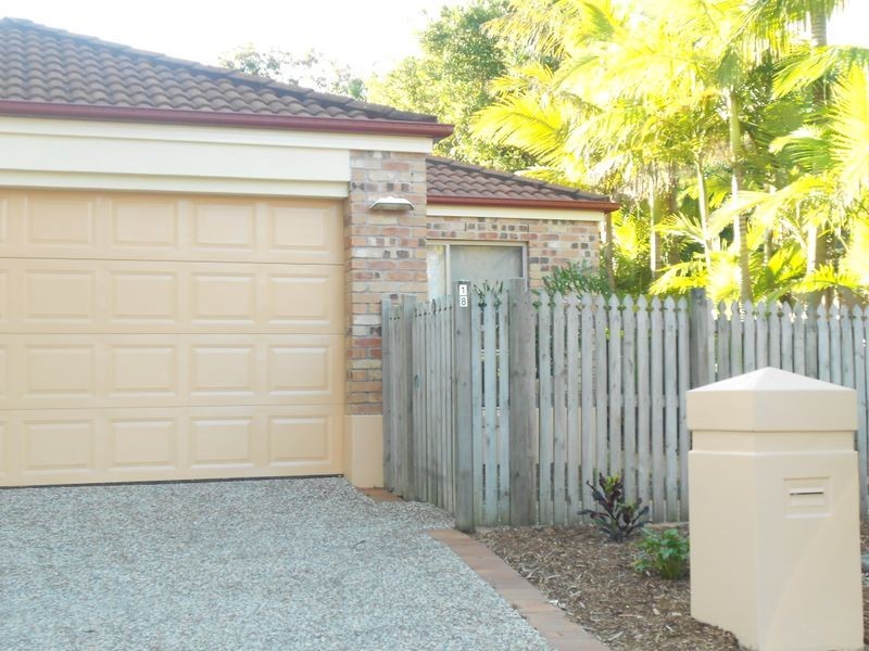 18 Tuggerah Close, Robina QLD 4226