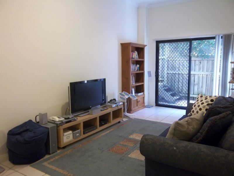 2/11 Mapleton Circuit, Varsity Lakes QLD 4227