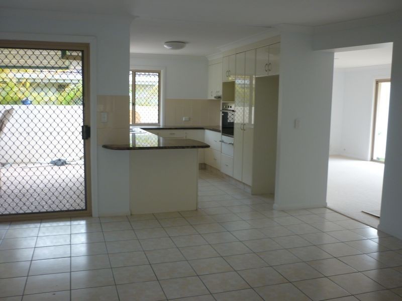 28 Cedarwood Crescent, Robina QLD 4226