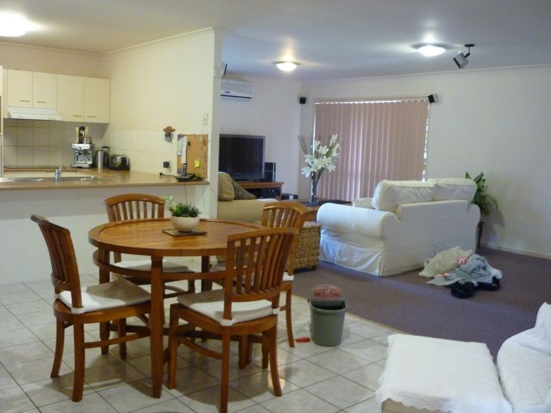 14 Queen Charlotte Court, Mudgeeraba QLD 4213