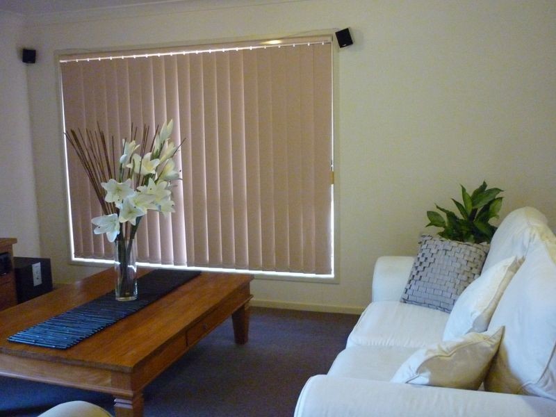 14 Queen Charlotte Court, Mudgeeraba QLD 4213