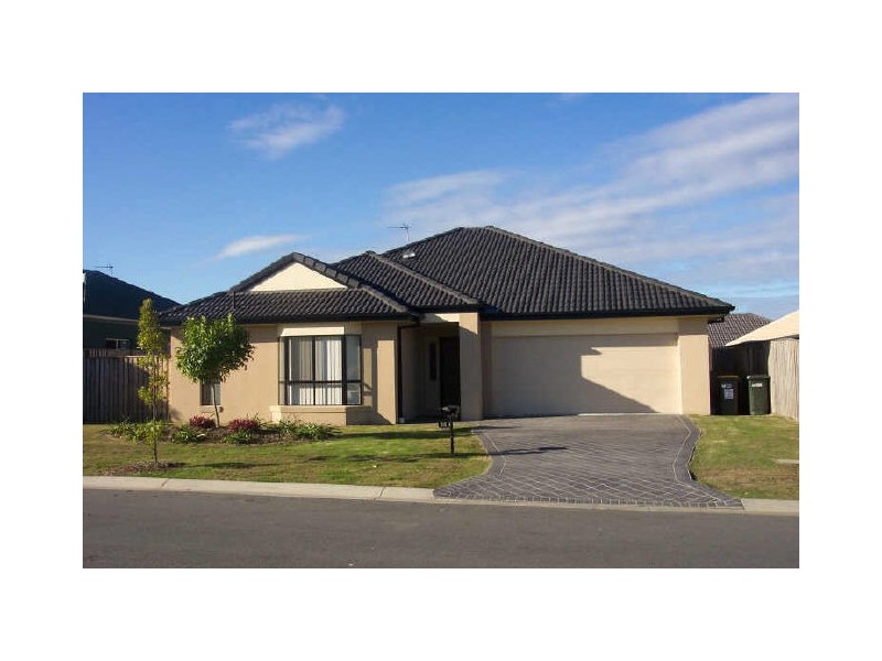 40 Palma Crescent, Varsity Lakes QLD 4227