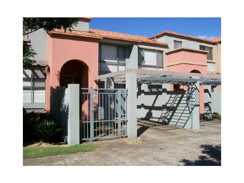 119/20 Fairway Drive, Clear Island Waters QLD 4226