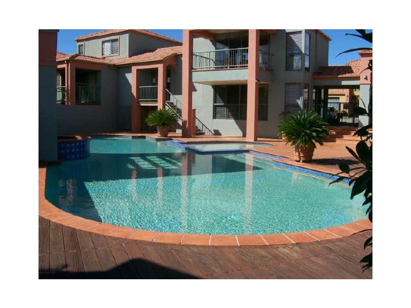 119/20 Fairway Drive, Clear Island Waters QLD 4226