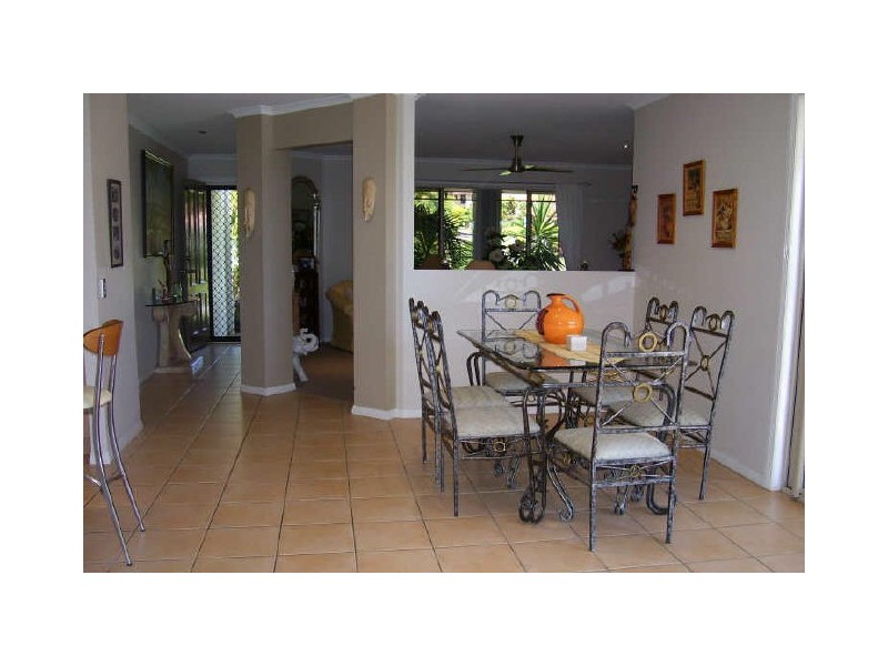 2 Bedford Crescent, Mudgeeraba QLD 4213