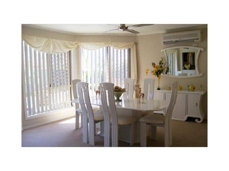 2 Bedford Crescent, Mudgeeraba QLD 4213