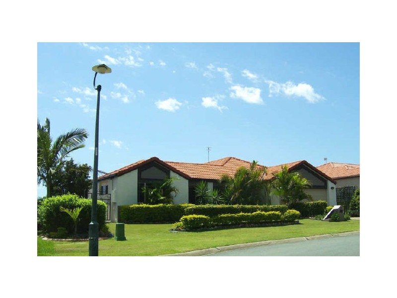 2 Bedford Crescent, Mudgeeraba QLD 4213