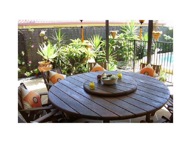 2 Bedford Crescent, Mudgeeraba QLD 4213