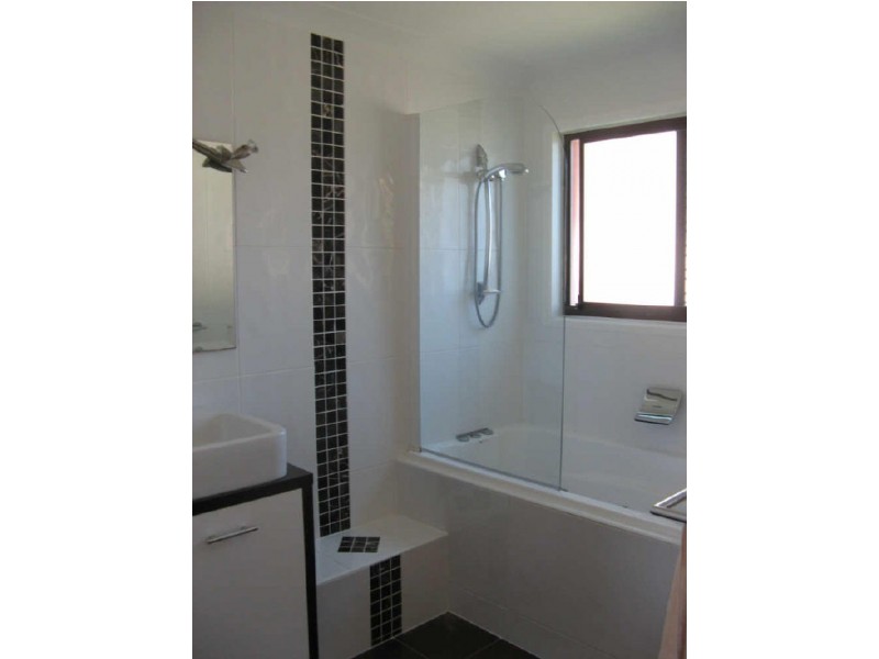 26 Murev Way, Carrara QLD 4211