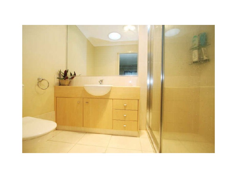 1/11 Belmont Drive, Varsity Lakes QLD 4227