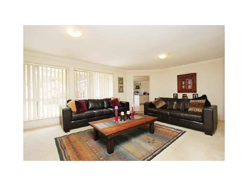 4 Humberside Close, Mudgeeraba QLD 4213