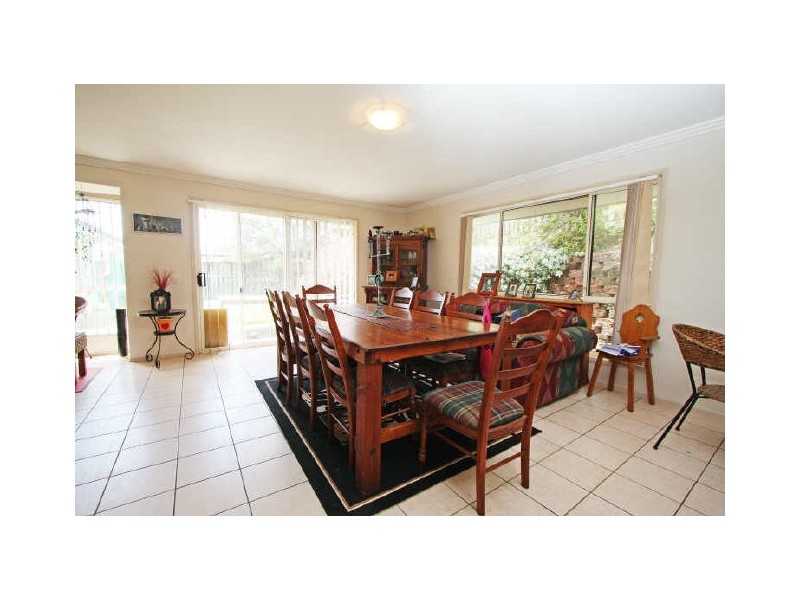4 Humberside Close, Mudgeeraba QLD 4213