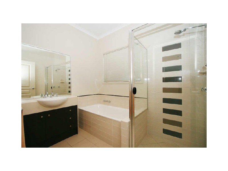 14 Campelles Avenue, Varsity Lakes QLD 4227