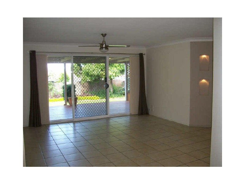 12 Conadilly Ct, Carrara QLD 4211