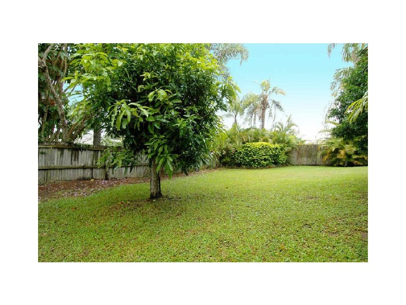 10 Trinity Place, Robina QLD 4226