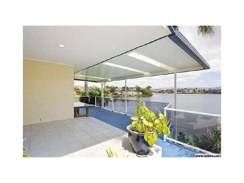 50 Santa Cruz Boulevard, Clear Island Waters QLD 4226