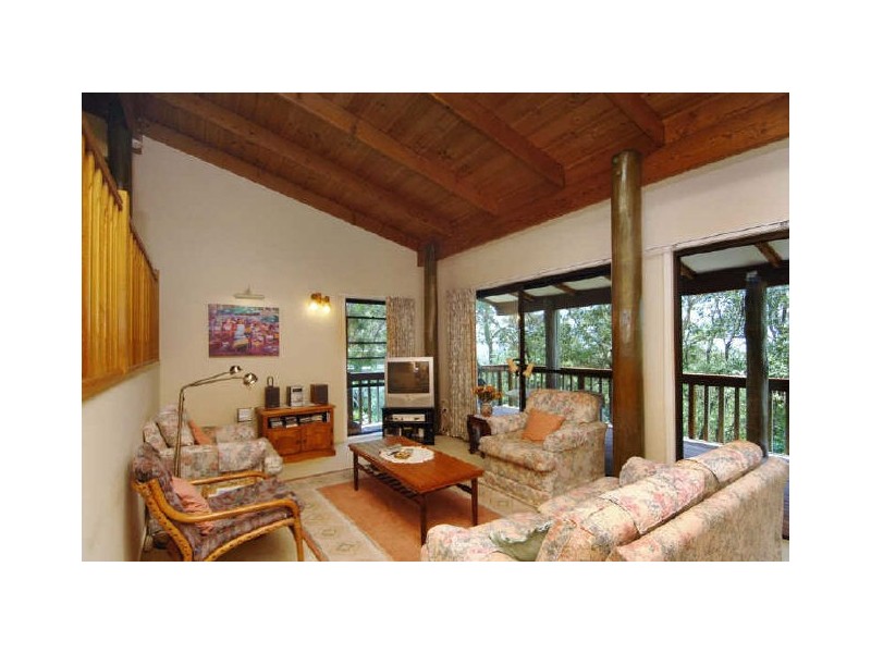25 Summerhill Ct, Mudgeeraba QLD 4213